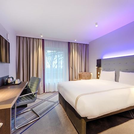 Premier Inn Duesseldorf City Friedrichstadt Экстерьер фото