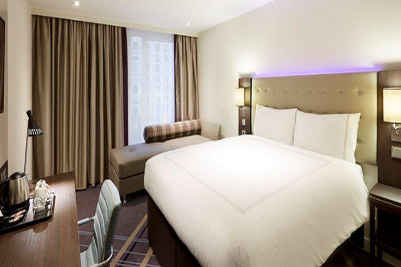 Premier Inn Duesseldorf City Friedrichstadt Экстерьер фото