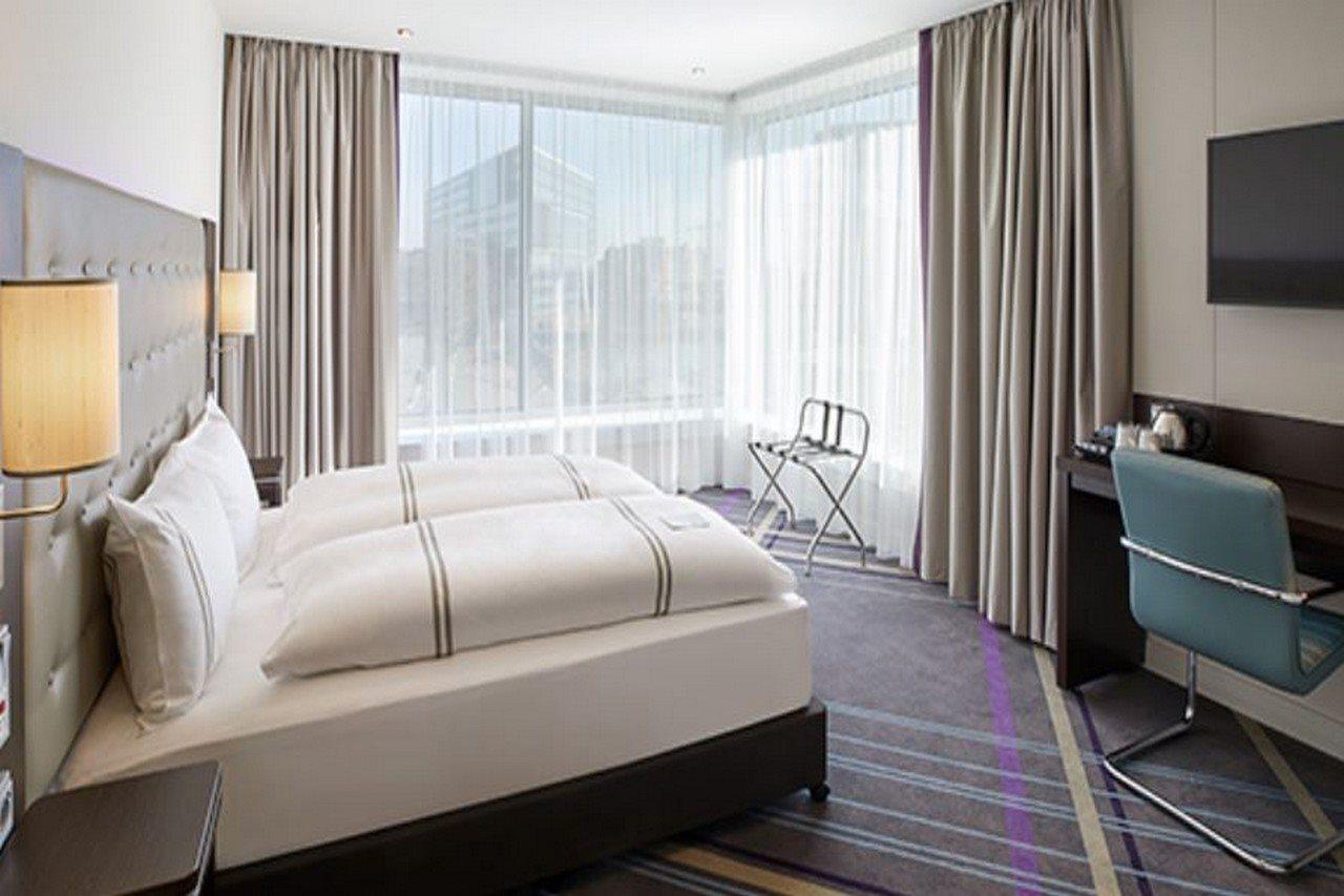 Premier Inn Duesseldorf City Friedrichstadt Экстерьер фото