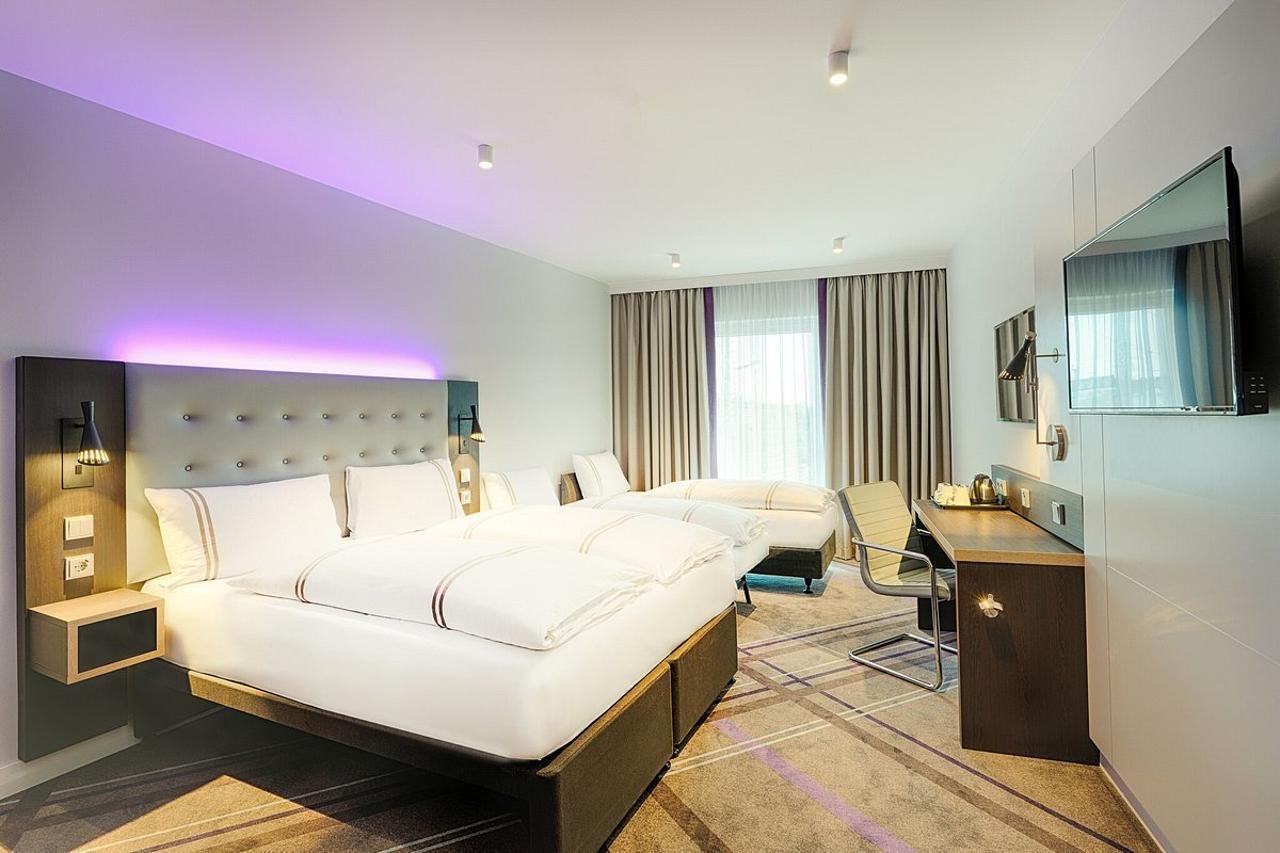 Premier Inn Duesseldorf City Friedrichstadt Экстерьер фото