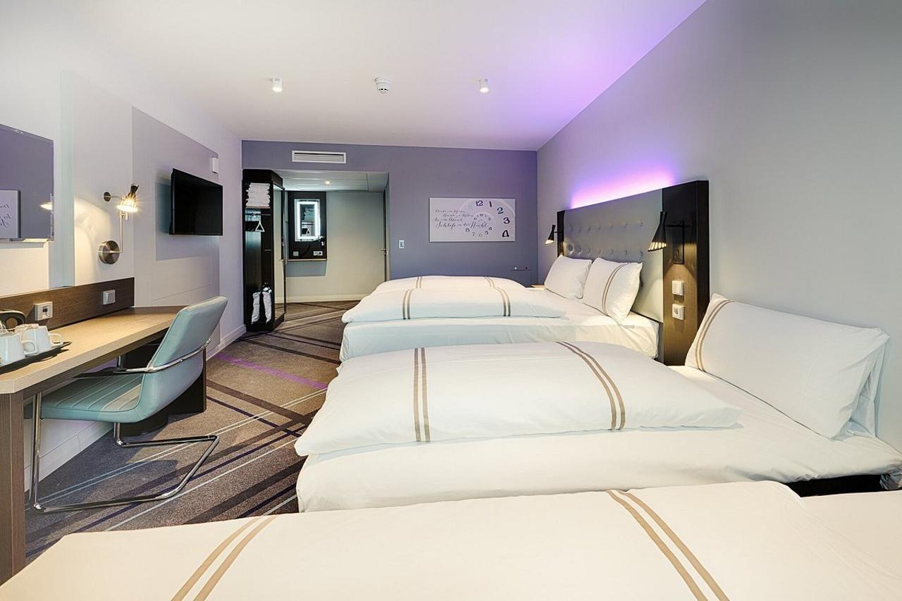 Premier Inn Duesseldorf City Friedrichstadt Экстерьер фото