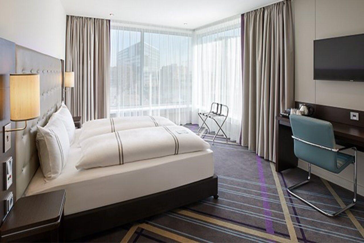 Premier Inn Duesseldorf City Friedrichstadt Экстерьер фото