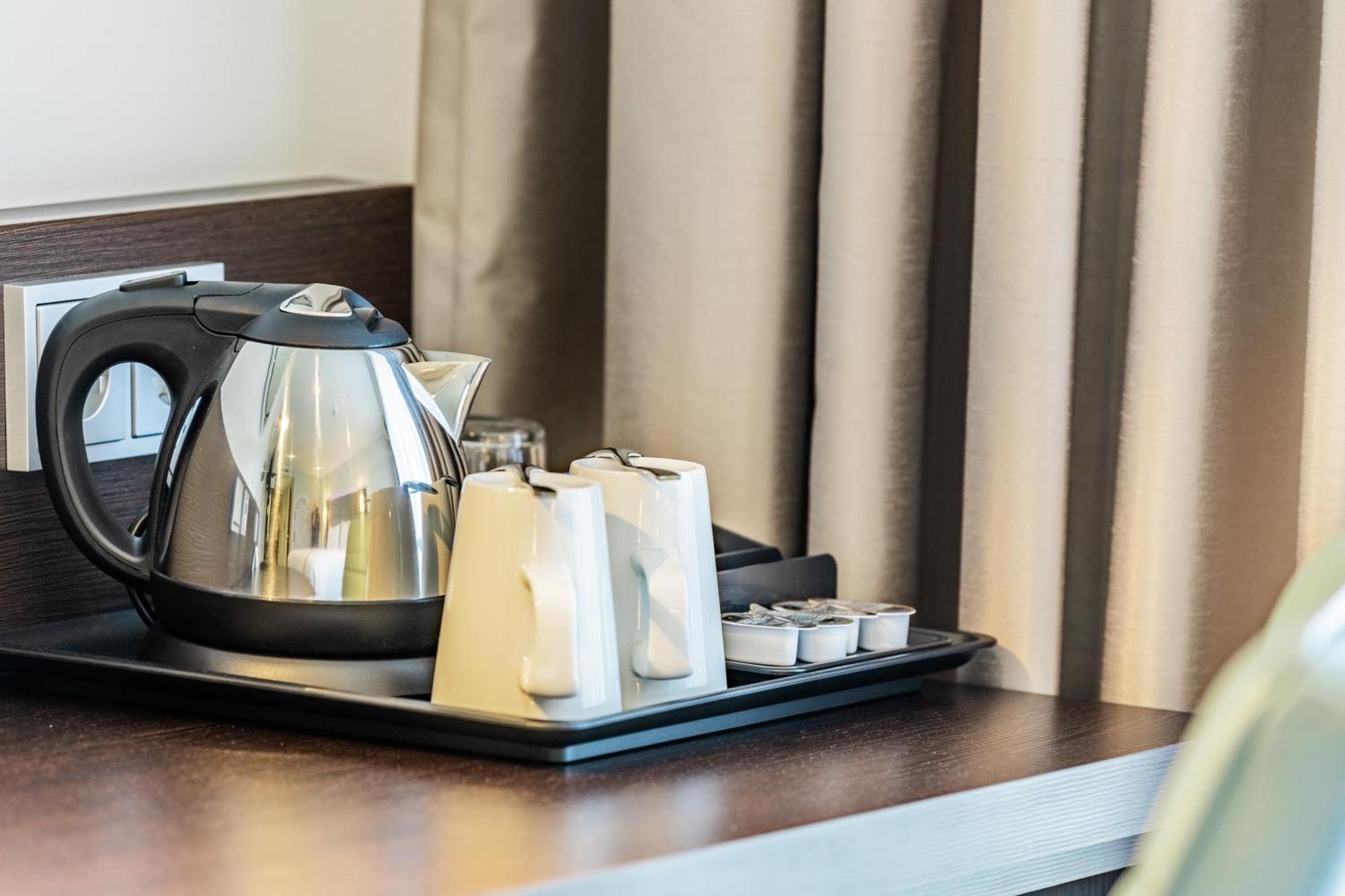 Premier Inn Duesseldorf City Friedrichstadt Экстерьер фото