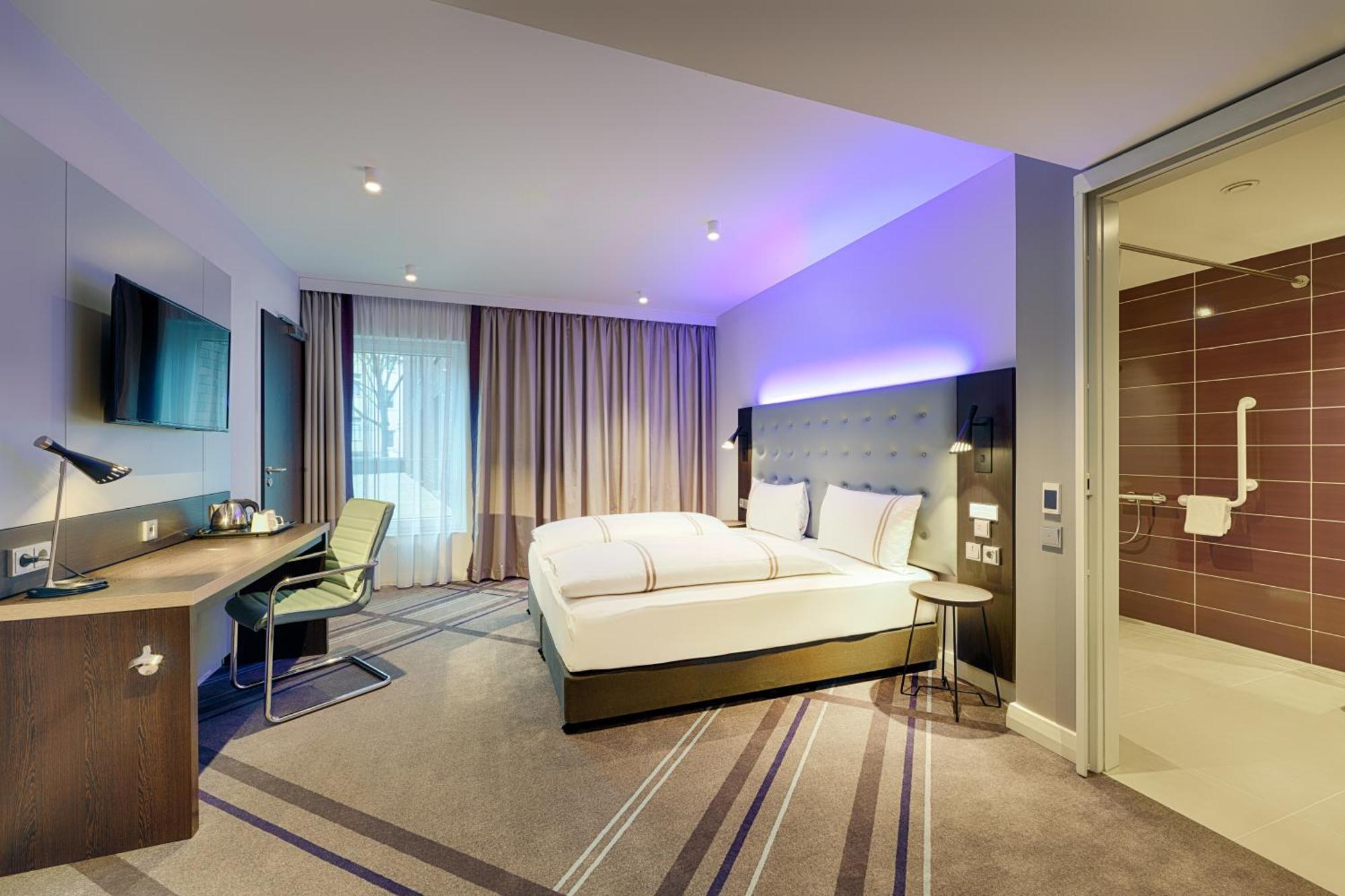 Premier Inn Duesseldorf City Friedrichstadt Экстерьер фото