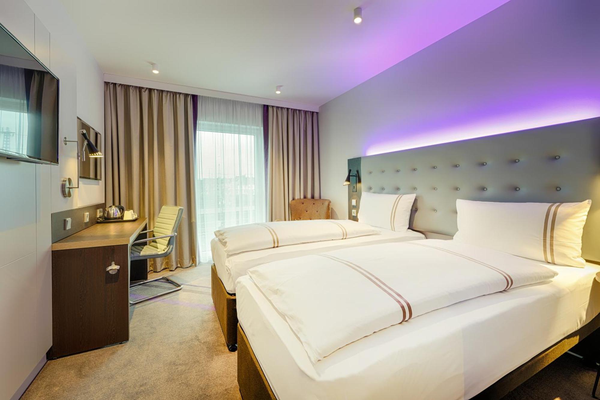 Premier Inn Duesseldorf City Friedrichstadt Экстерьер фото