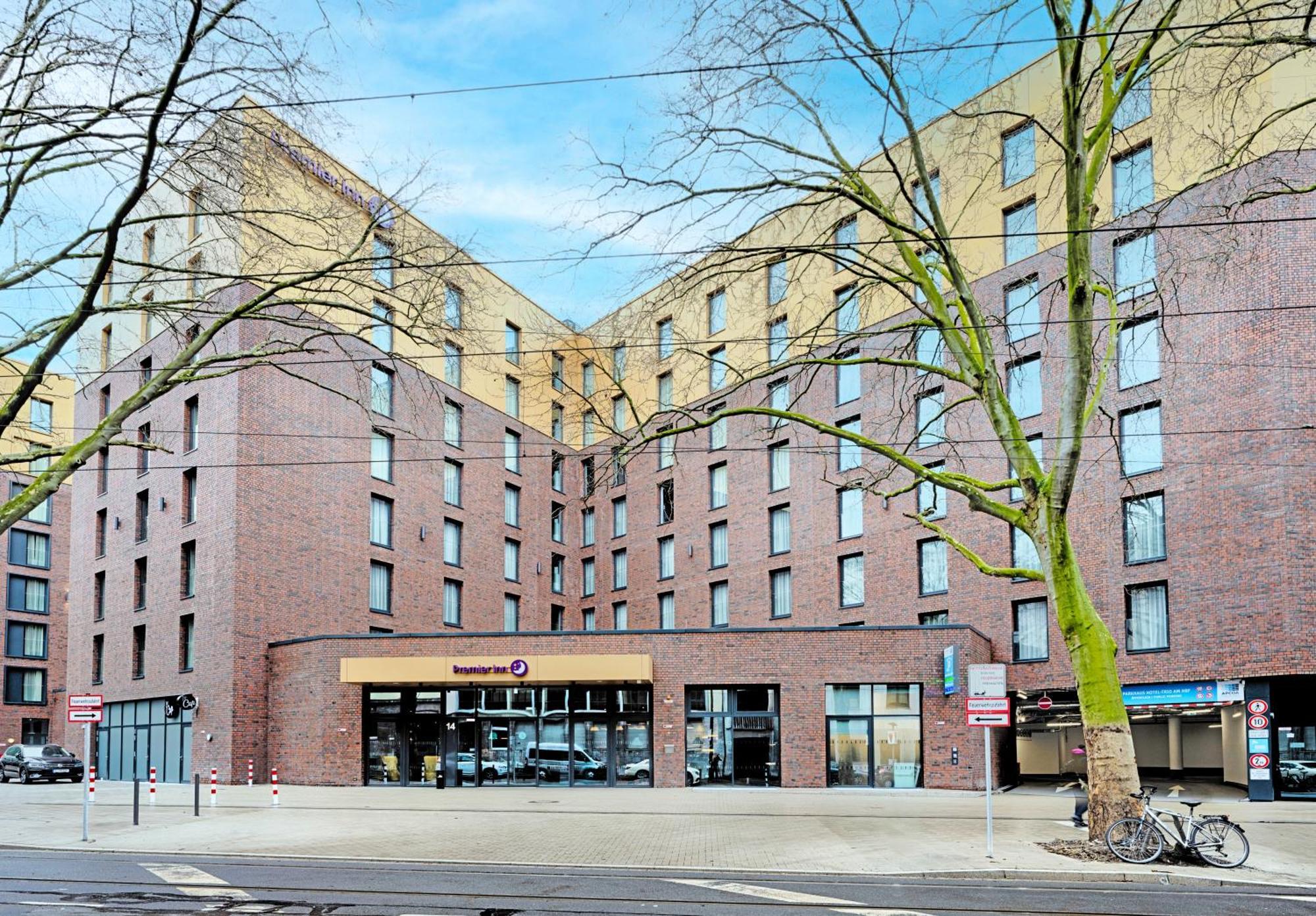 Premier Inn Duesseldorf City Friedrichstadt Экстерьер фото